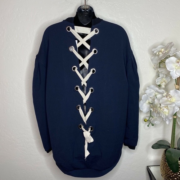 Trafaluc Zara Womens Navy Lace Up Back Long Sleeve Oversized Sweater Sz S - Picture 3 of 6